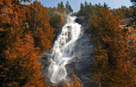 viatjar_Canada_Shannon_falls