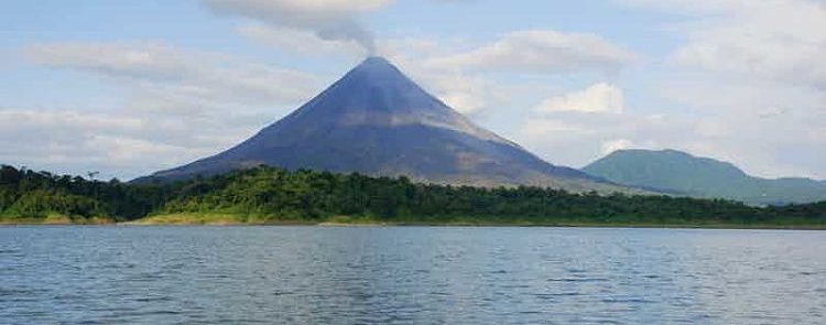 lago arenal_opt