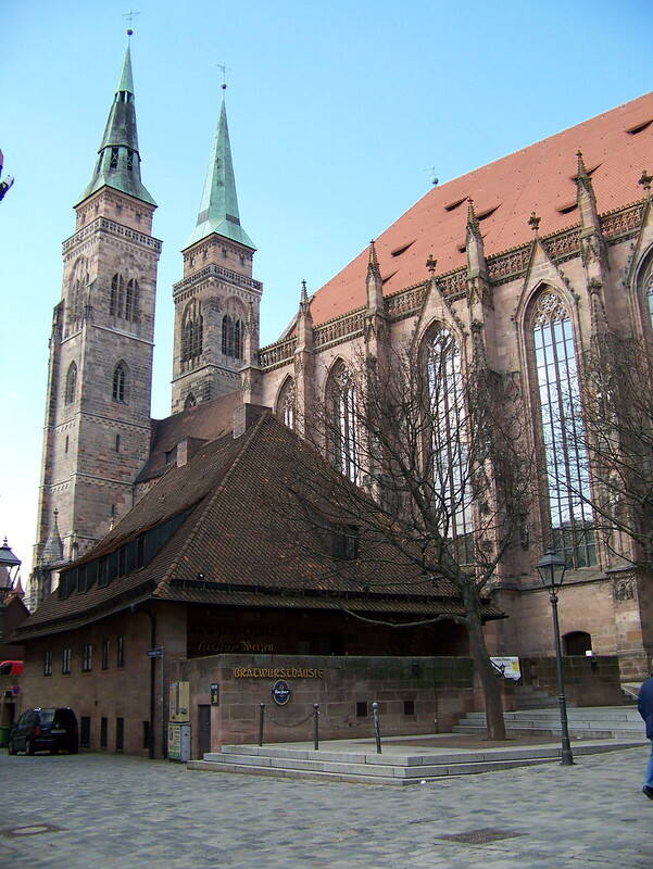 SANTO PATRÓN DE NÚREMBERG EN SEBALDUSKIRCHE