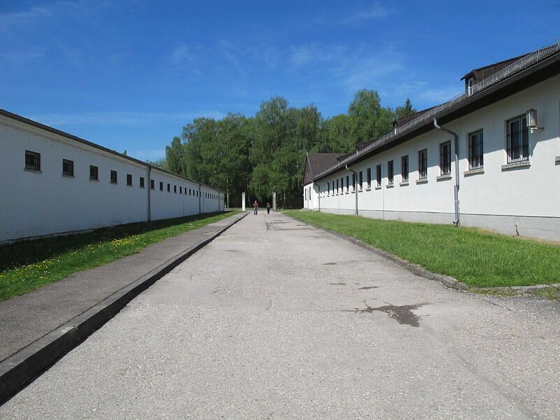 TOUR AL CAMPO DE CONCENTRACIÓN DE DACHAU